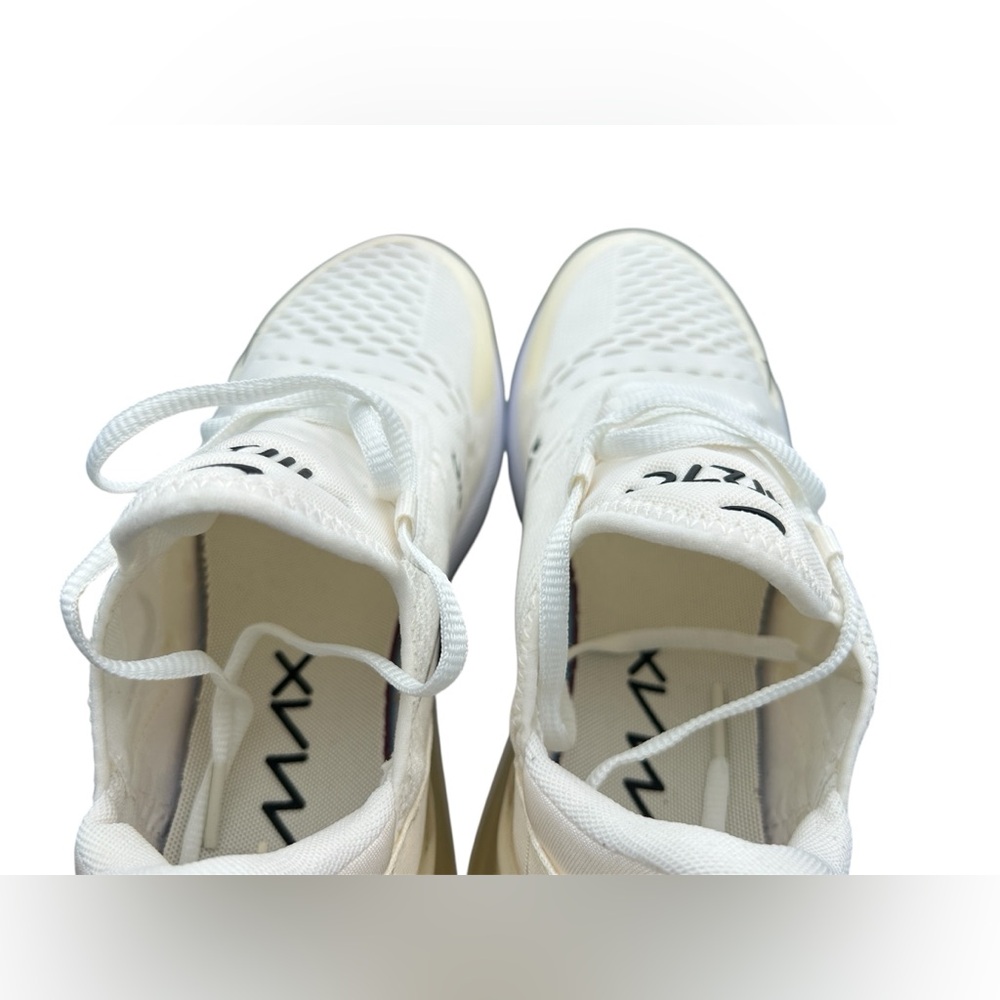 Size 9 - Nike Air Max 270 Coconut Milk Women AH6789-124 - Picture 3 of 6